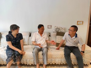 宁南县人民医院党委开展“七一”走访慰问活动